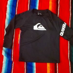 Boys long sleeve rash guard Sz 5